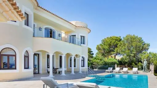 Villa in Cala Viñas with views Villa in Cala Viñas with views